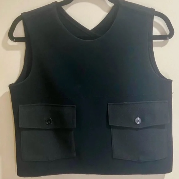 Victoria Beckham Crepe Dual Cargo Pocket Cross Strap Open Back Black Crop Top - Picture 5 of 10
